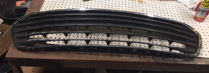 2013 2014 2015 Toyota Avalon Front Bumper Lower Grille 5310207011 OEM *