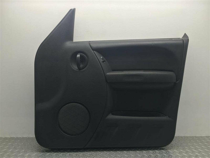 2002-2009 JEEP LIBERTY FRONT PASSENGER RIGHT POWER DOOR TRIM PANEL GRAY OEM