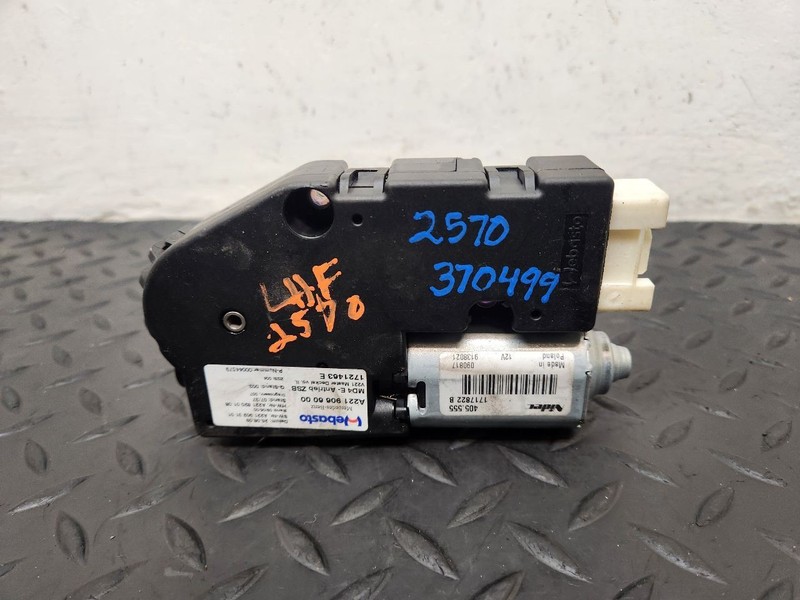 09-13 Mercedes-Benz S-Class Panoramic Roof Glass Motor OEM 2219066000