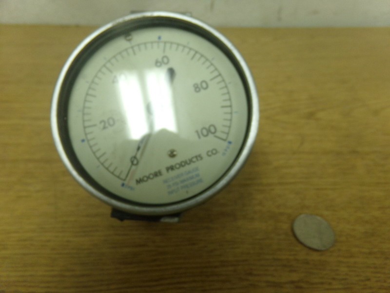 Moore Products receiver Gauge 25 PSI Maximum Input Pressure 0-100 3 SPI to 15 PS