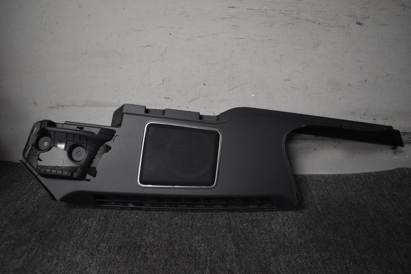 2015-2021 RANGE ROVER L405 REAR LEFT SIDE QUARTER TRIM FACTORY OEM