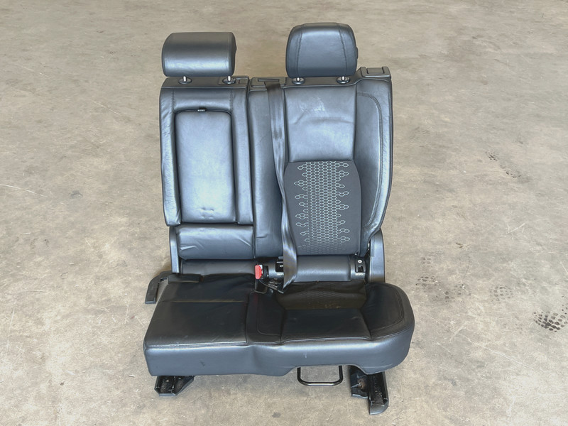 ⭐2015-2019 LAND ROVER DISCOVERY SPORT REAR LEFT 2ND ROW SEAT BENCH OEM LOT2647