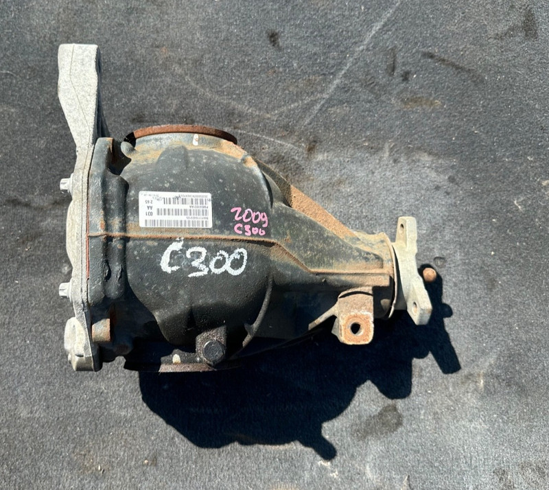 2010-2016 Mercedes C300 Rear Axle Differential OEM A2093510205