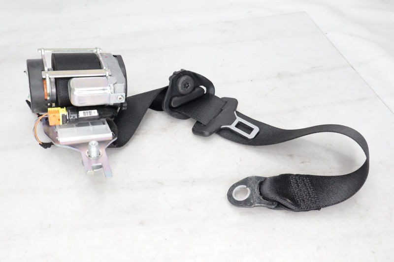 ✅ 2013-2016 Mercedes GL450 RIGHT Rear 2nd Row Seat Belt Retractor OEM 620611100