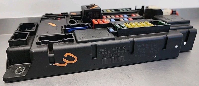 2011-2016 Mini Cooper Countryman R60 Body Control Module Bcm OEM 9809380 AT