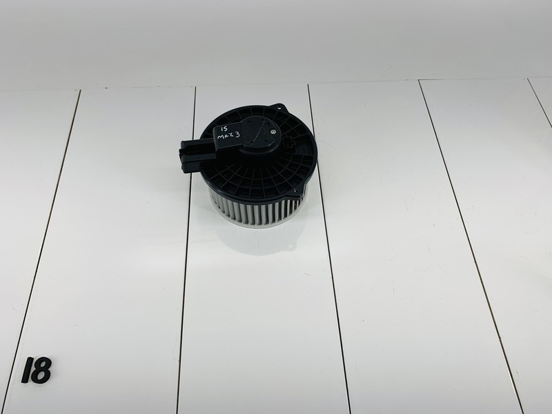 14-16 MAZDA 3 DASH DASHBOARD INSTRUMENT PANEL AIR VENT FAN BLOWER MOTOR OEM