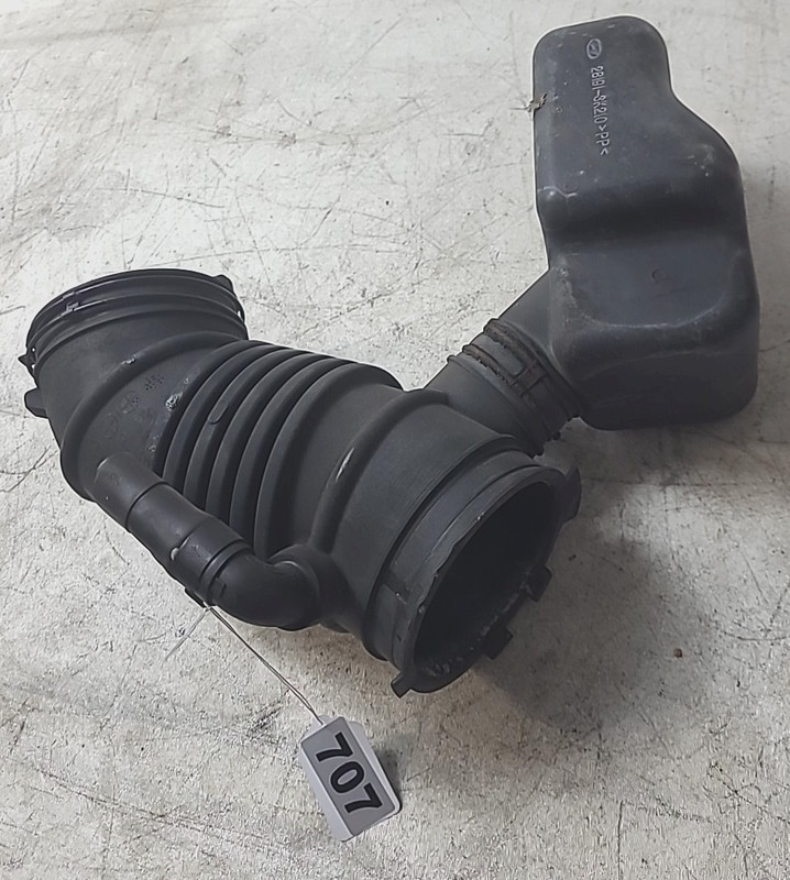 2006- 2009 Hyundai Sonata 3.3L Upper Resonator Assembly W/ Intake Hose Oem