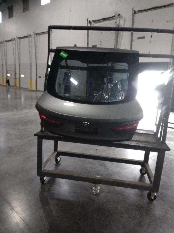 Used Deck Lid fits: 2017 Bmw X6 privacy tint glass w/camera rear view camera Gra