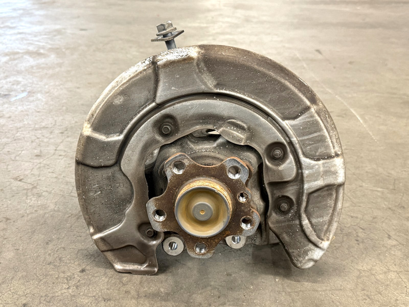 ⭐2016-2019 BMW 740I 750I RWD REAR RIGHT PASS SPINDLE KNUCKLE HUB OEM LOT2722