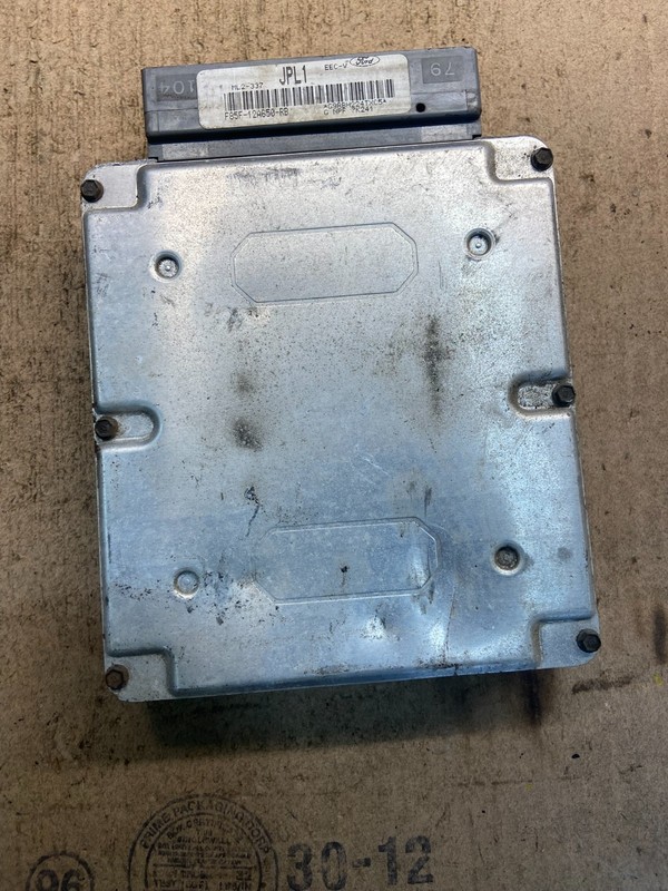 1998 Ford F150 4.6L Engine Control Unit ECU Computer Module z8871 DG