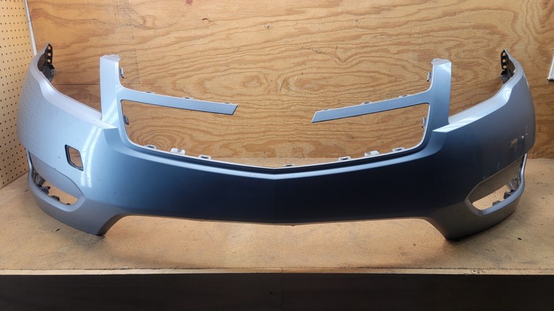 2011 2012 2013 2014 2015 Chevrolet Volt Front Bumper Cover OEM "2 BROKEN TAB"