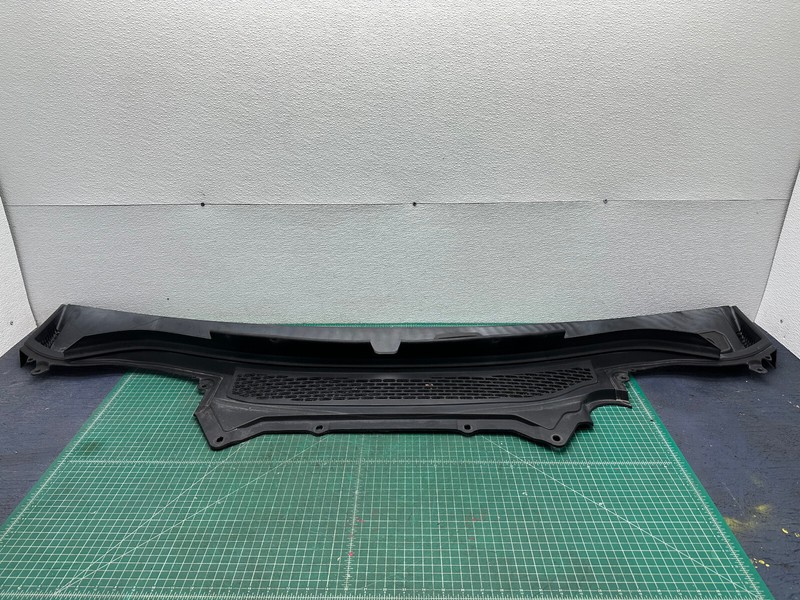 13-22 Range Rover L494 L405 WINDSHIELD WIPER COWL PANEL GRILLE COVER OEM