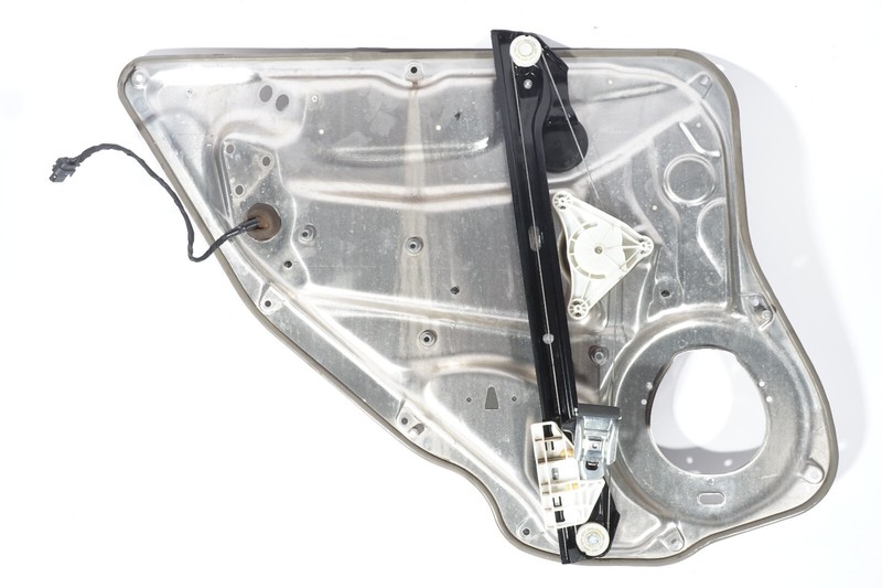 08-14 Mercedes W204 C250 C300 Rear Right Passenger Door Window Regulator OEM