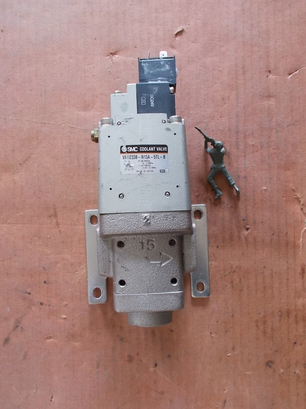 SMC VNH233B-N15A-5TL-B Coolant Valve w/ V0307-5DZ Solenoid *FREE SHIPPING*