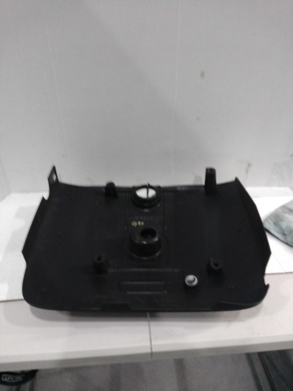 2017 Jaguar XE Engine Cover Black Used 48K Miles OEM Part #2724003