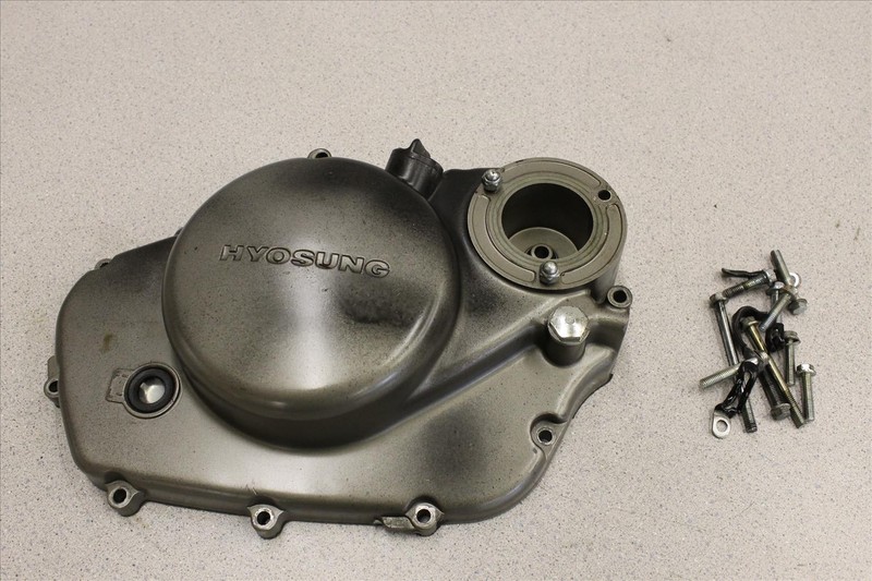 2007 HYOSUNG GT 250 MOTOR ENGINE RIGHT SIDE CLUTCH COVER CASE OEM GT250 07