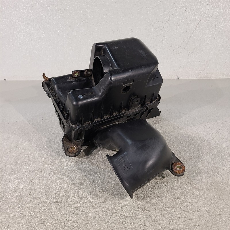 01-05 Mazda Miata Mx5 Air Cleaner Housing Box Aa7427
