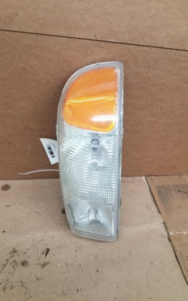 Driver Left Headlight Fits 99-06 SIERRA 1500 PICKUP 228999