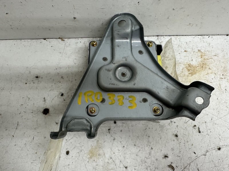 2000-2005 Toyota Celica Occupant Module Computer ID: 8917020190