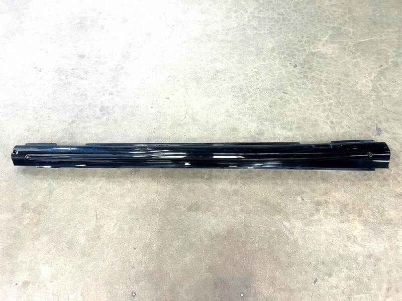⭐14-19 MERCEDES-BENZ CLA250 RIGHT PASS SKIRT ROCKER PANEL MOLDING OEM LOT2745