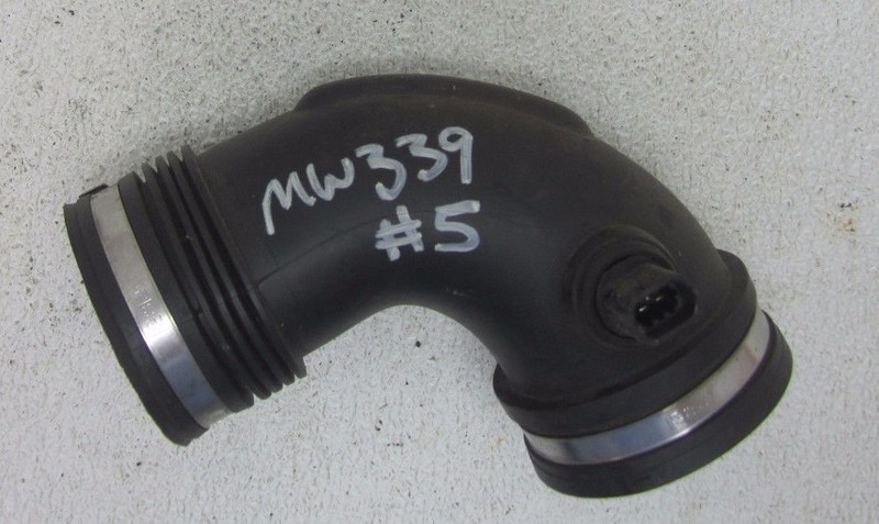 AIR CLEANER BOX AIR INTAKE HOSE RUBBER TUBE 3.0L ENGINE OE CADILLAC CATERA 97-01