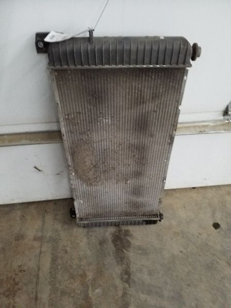 Radiator Fits 05-13 SIERRA 1500 PICKUP 175555