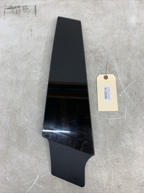 ⚡️Tesla Model S Right Passenger B Pillar Applique Glass 35066 B20
