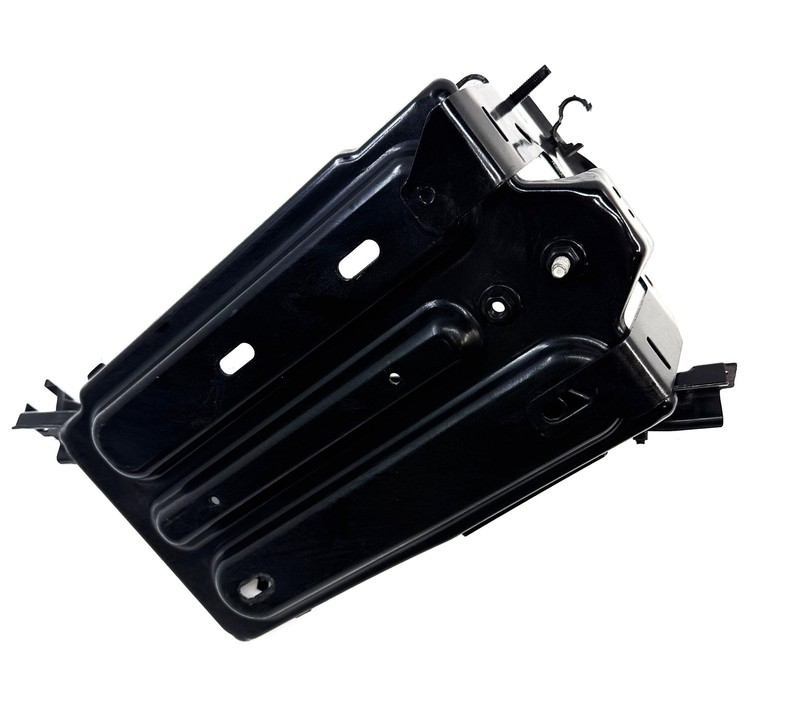 2019-2024 Chevy Blazer 2Lt 3.6L Battery Tray With Hardware & Tie Down 84445997