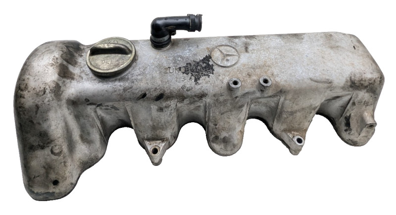 1974-1983 MERCEDES-BENZ 240D OEM FACTORY ENGINE VALVE COVER