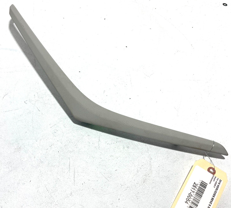 2014-2017 MERCEDES S550 W222 REAR DRIVER SIDE DOOR LOWER MOLDING COVER TRIM OEM