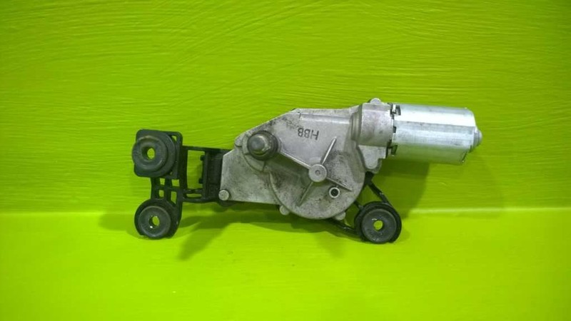 12 13 14 15 16 17 VELOSTER REAR WIPER MOTOR OEM 3676-21