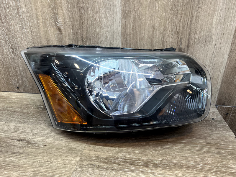2016-2019 FORD TRANSIT RIGHT HEADLIGHT PASSENGER HALOGEN ASSY OEM CK41-13W029-AM