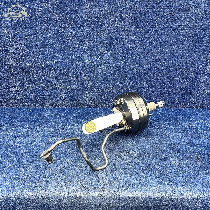 2014-2017 BMW i3 Power Brake Booster Master Cylinder Reservoir OEM 6799927