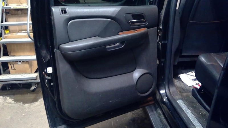 AVALANCHE 2007 Drivers Left Door Trim Panel Rear 1800363