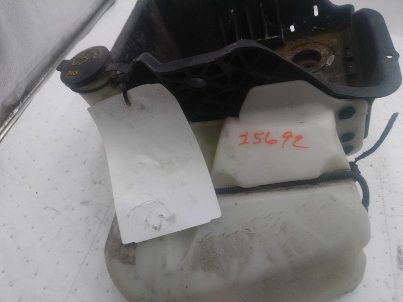 Used Washer Fluid Reservoir fits: 2013 Ford F150 PICKUP includes pump and batter