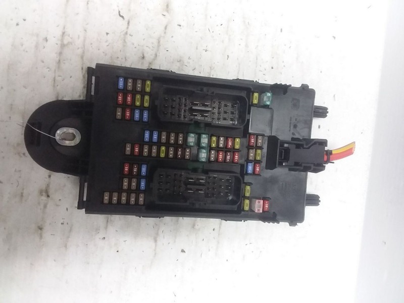 Cabin Fuse Junction Box 2018 Volvo XC90 31682732