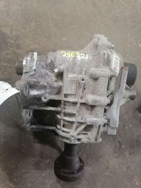 Transfer Case 2.7L Turbo Without Oil Cooler Fits 15-18 EDGE 1438184