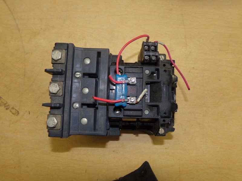 Circuit Breaker 115-120V 60hz 110V-50Hz CD236 40495-455-07 *FREE SHIPPING*