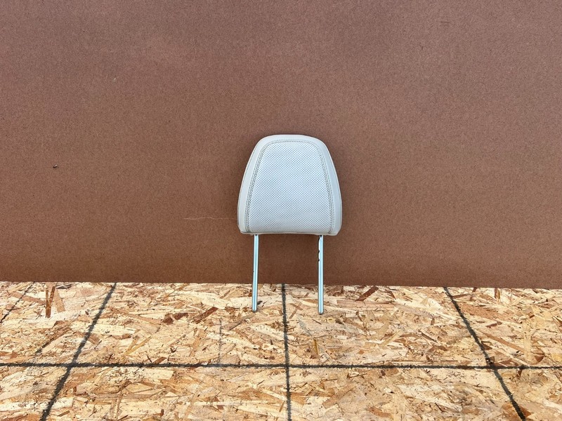 FORD MUSTANG MACH-E 21-26 OEM FRONT SEAT HEADREST FITS LEFT & RIGHT (LIGHT GRAY)