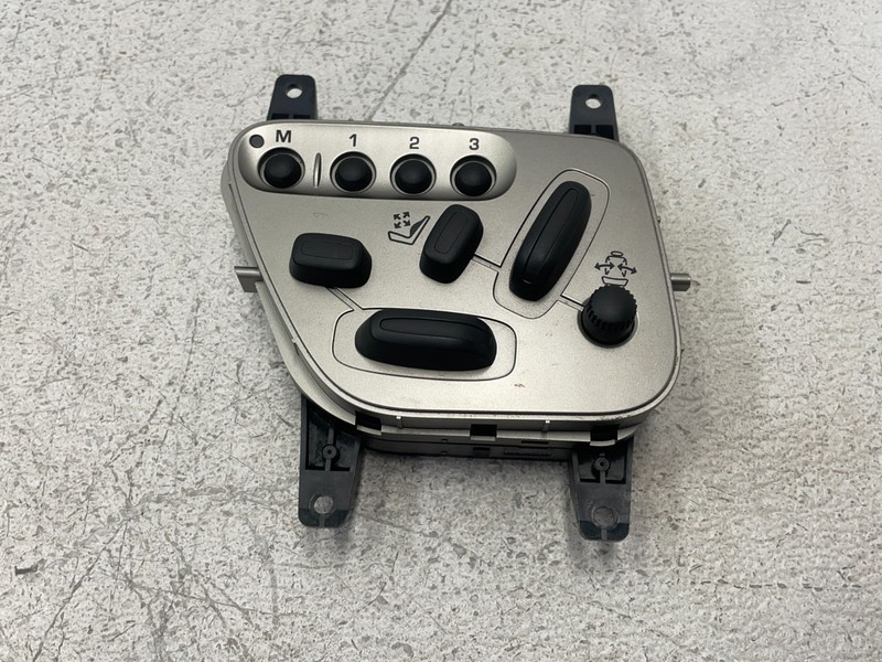 07 08 09 Jaguar XK Front Right Passenger Seat Adjustment Switch 1593 OEM