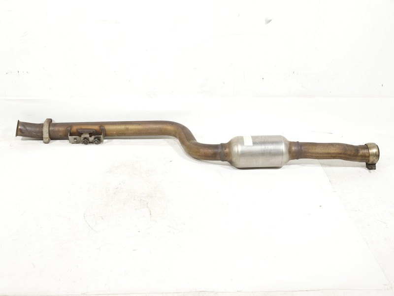 2012-2015 Mercedes W204 C250 E250 1.8L CENTER Exhaust Pipe Resonator Section OEM