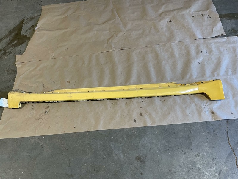 04-08 AUDI S4 B6 RIGHT PASSENGER SIDE ROCKER PANEL SIDE SKIRT OEM