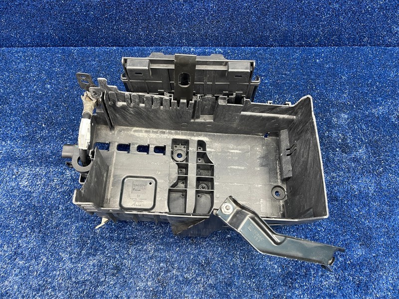 2016–2019 Buick Cascada Battery Tray Box Assembly OEM 13354420