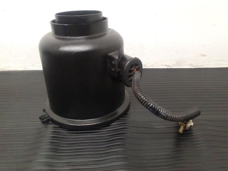 96-98 Ford Explorer 5.0L Air Box Inner Half Only OEM F67Z-9600-AA