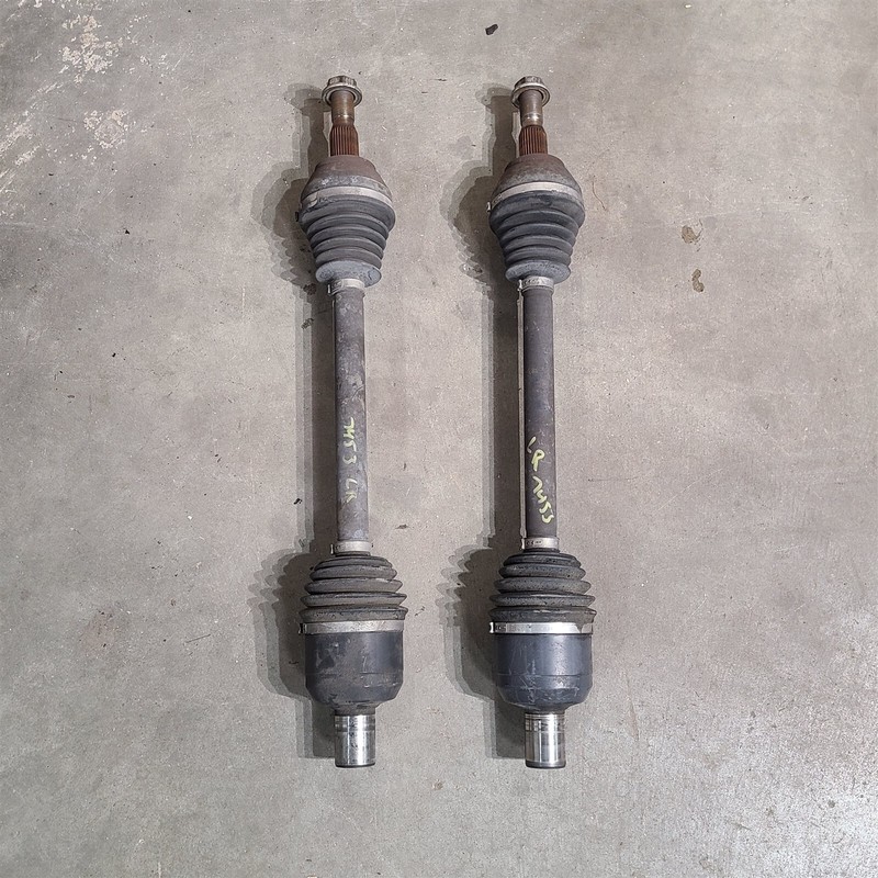 97-04 Corvette C5 Rear Axles Shafts Cv Joints Set Axle Pair Aa7453