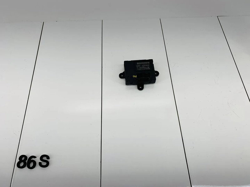 10-17 VOLVO XC60 REAR RIGHT PASSENGER SIDE DOOR CONTROL MODULE OEM