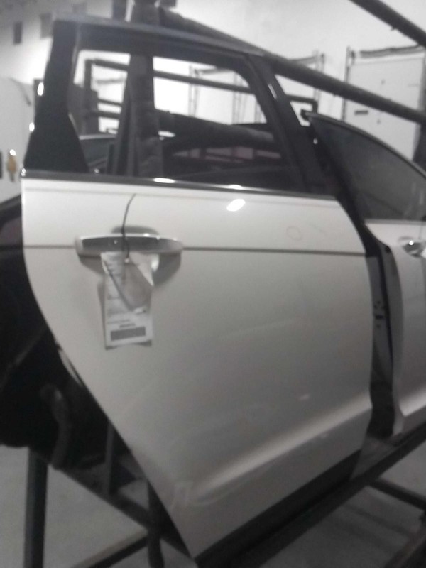2015 Cadillac SRX Rear Right Door White OEM Used 110K Miles NJ25-25877-657699