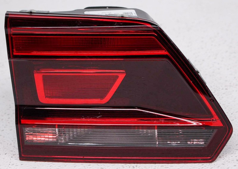 EXPORT 3CN-945-093 OEM Volkswagen Atlas Left Driver Side Halogen Tail Lamp