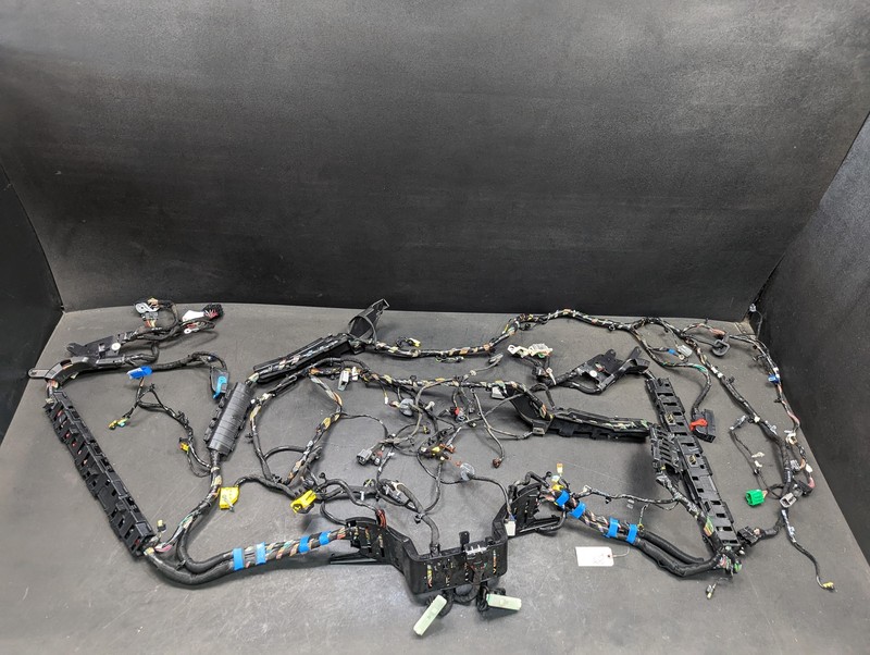 Body Floor Wiring Harness 2018 Jeep Cherokee 68369306AA. For Parts X