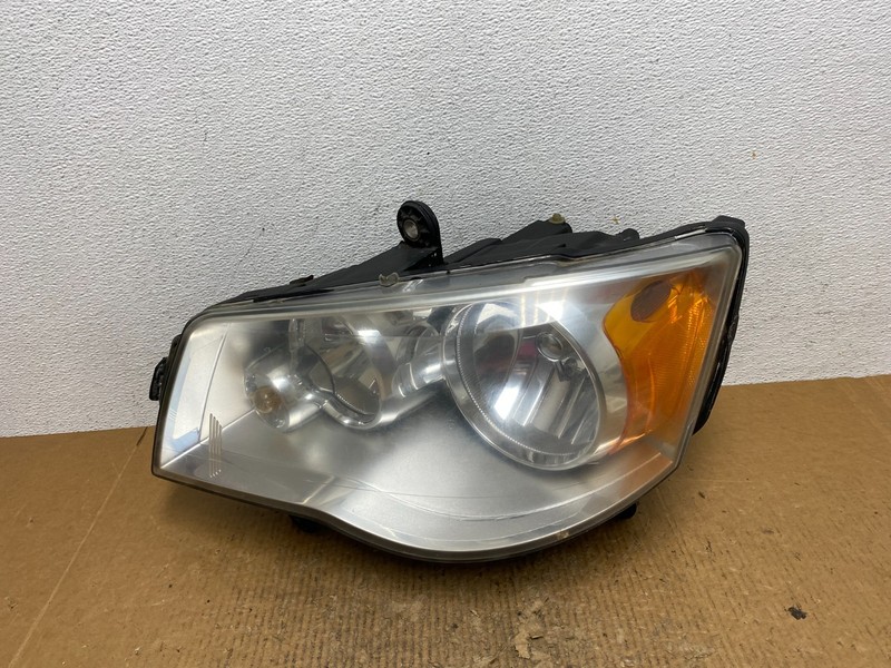 2008 to 2016 Chrysler Town and Country Left Driver Lh Side Headlight AE2796 DW